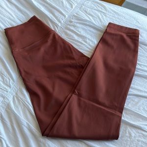Lululemom Wunder Under leggings